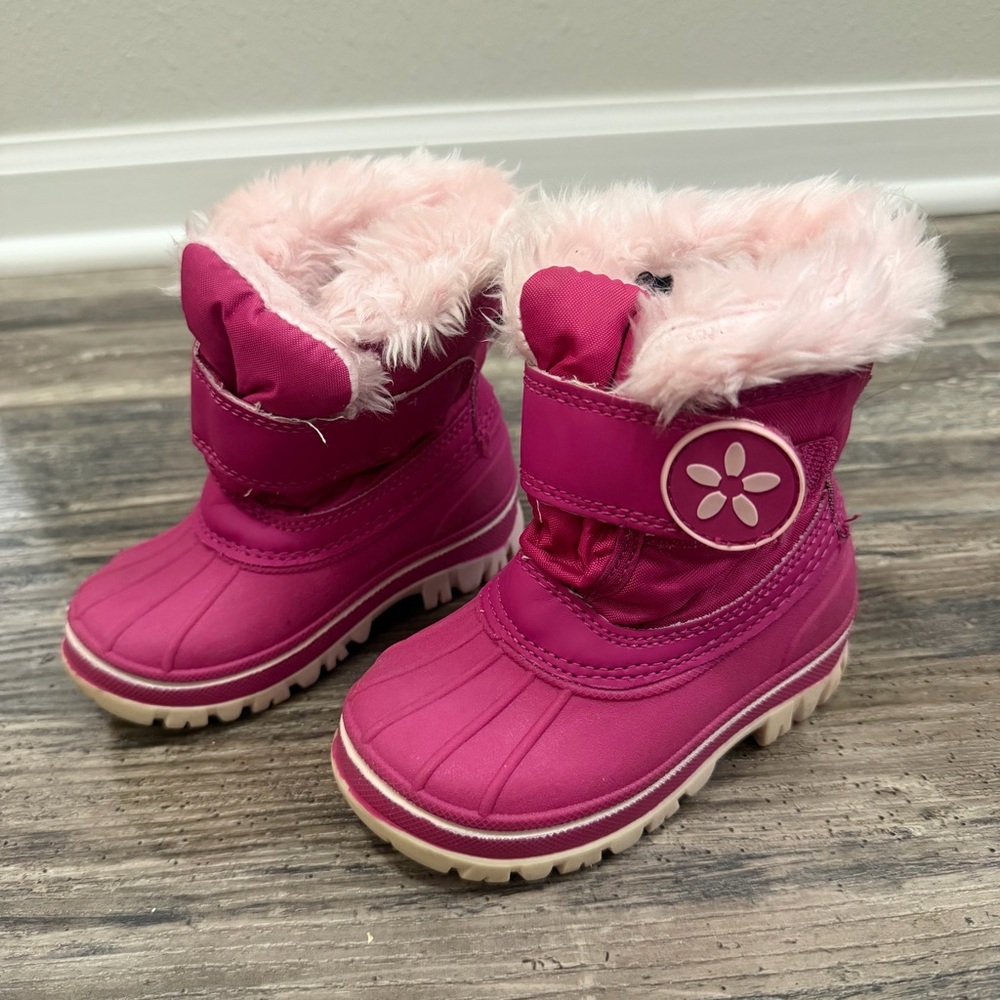Cat&Jack Pink Faux Fur Toddler Boots Size 5/6